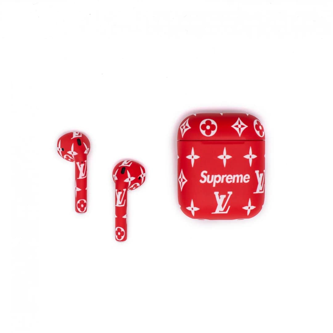 Наушники Apple AirPods 2 Color Total L V Supreme Red Matte, L V Supreme красный — фото 2