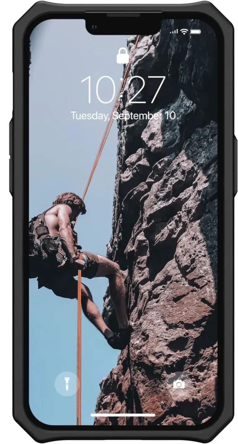 Чехол UAG Monarch для iPhone 13 Crimson, Black-Red — фото 7