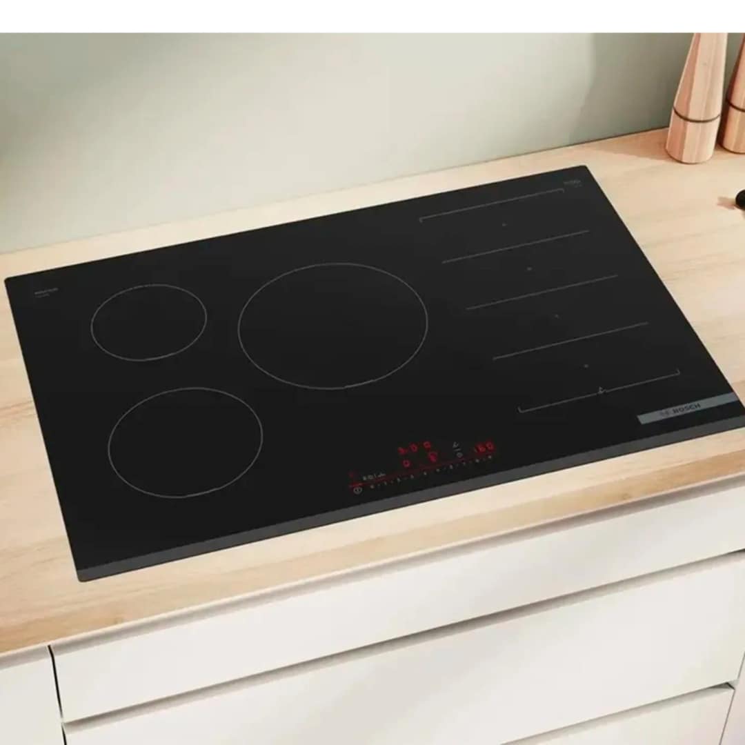 Индукционная варочная панель Bosch Serie 8 PXV831HC1E Black, Черный — фото 4