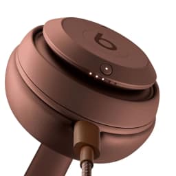 Наушники Beats Studio Pro Wireless x Kim Kardashian, Earth — фото 4