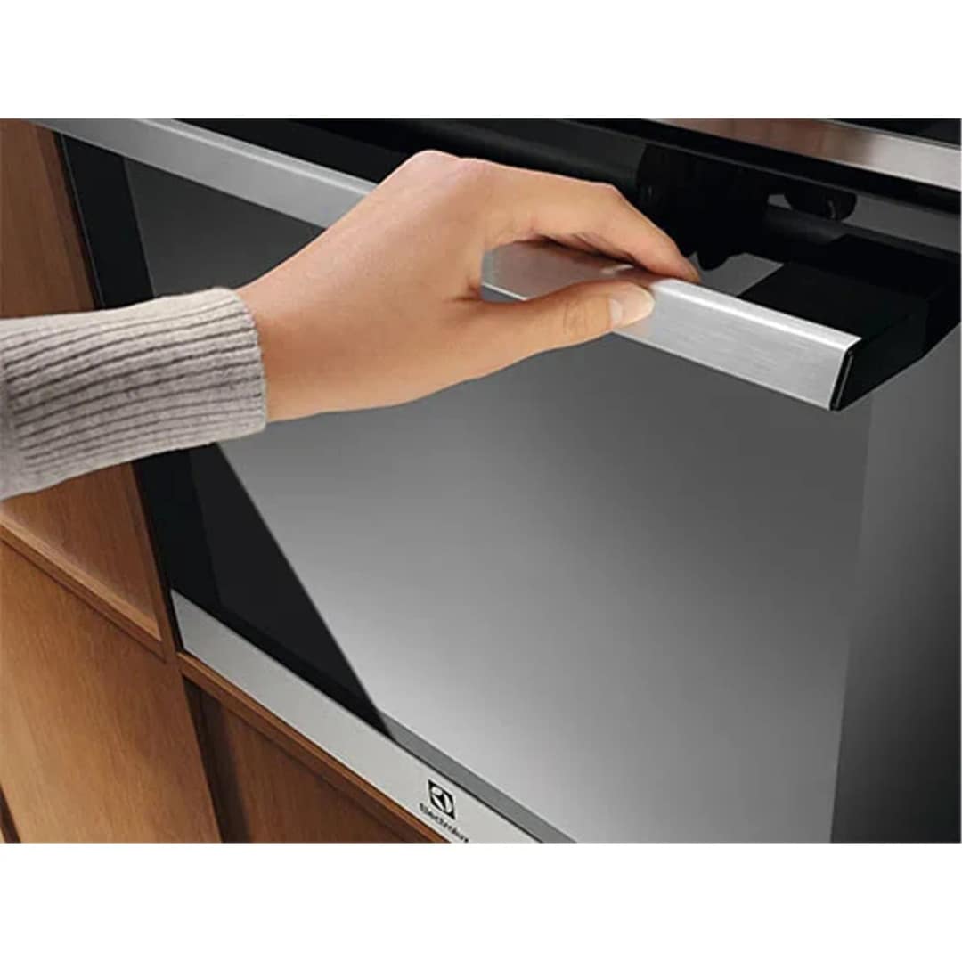 Электрический духовой шкаф Electrolux LOE8F38X Black Stainless Steel — фото 3