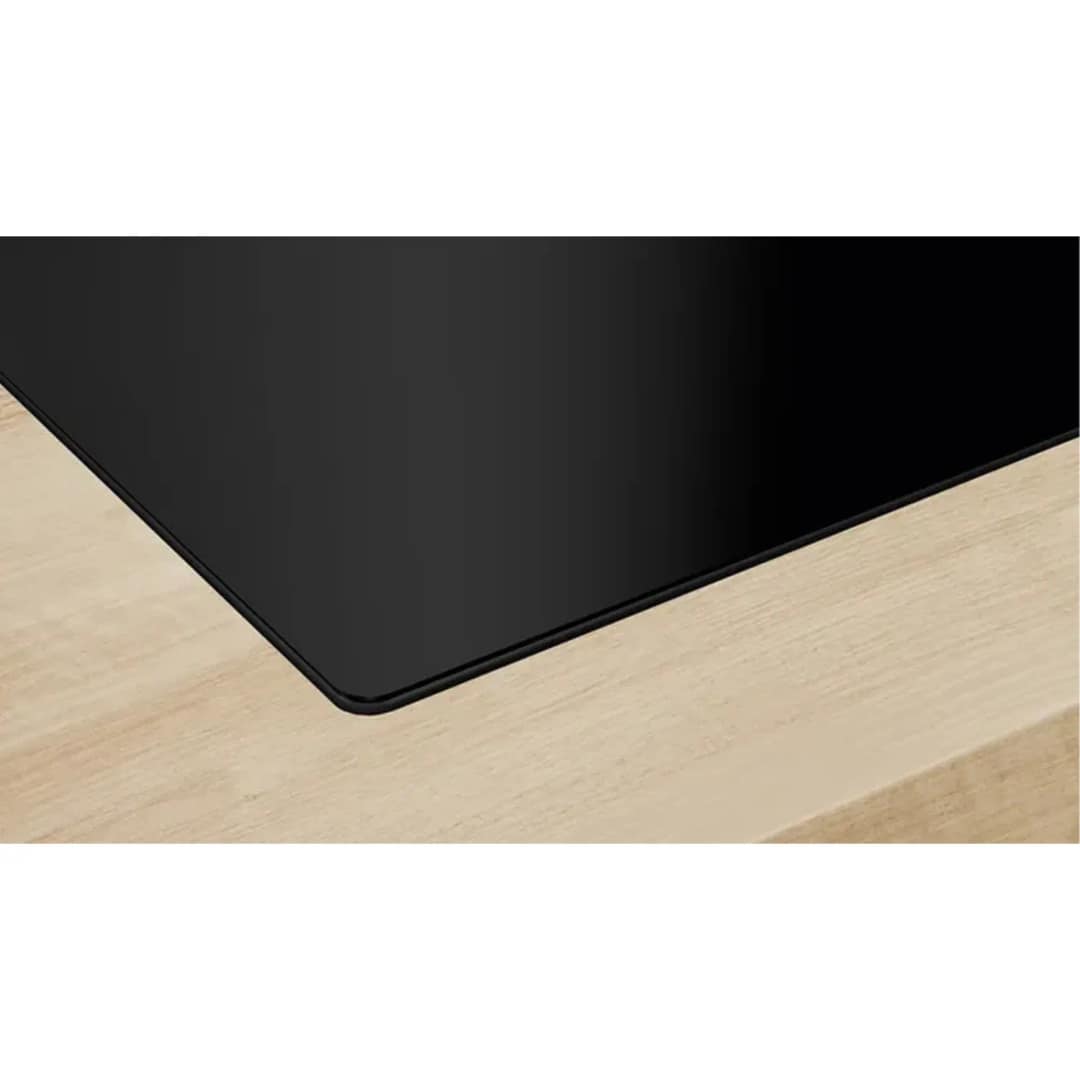 Индукционная варочная панель Bosch Serie 6 PUE611BB6E Black — фото 3