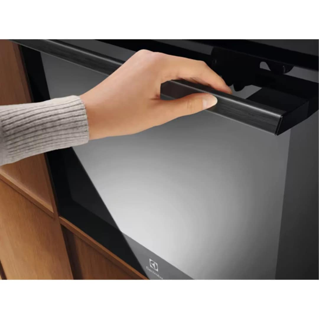 Электрический духовой шкаф Electrolux LOE8F38Z Black — фото 5